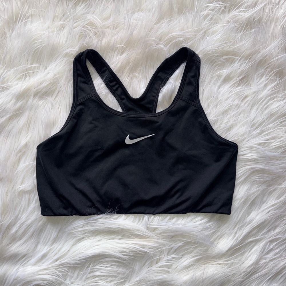 Nike Women’s Black Dri-Fit Swoosh Medium Support Non-Padded Sports Bra